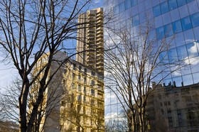 Reflet dans une façade