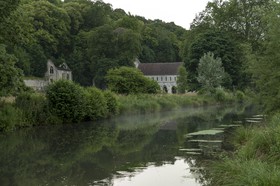 Abbaye de Fontaine-Guérard