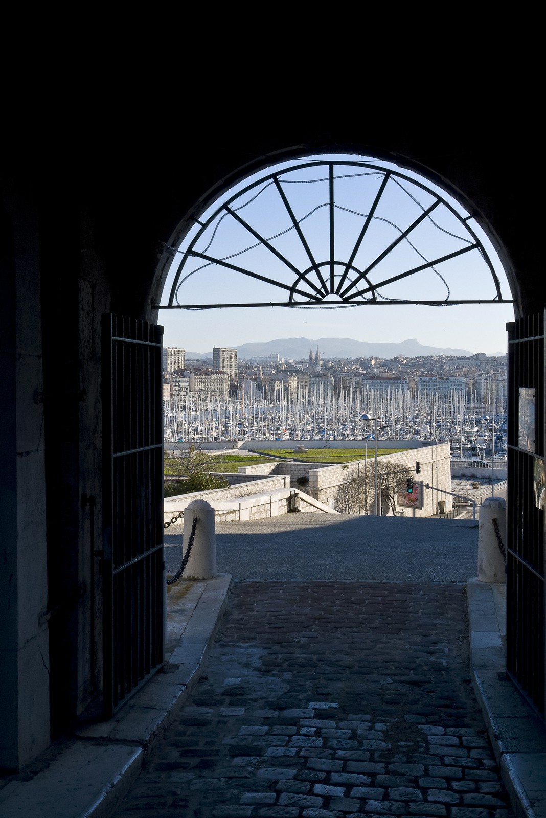 Vue du Vieux-Port de Marseille