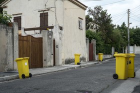 Les poubelles jaunes
