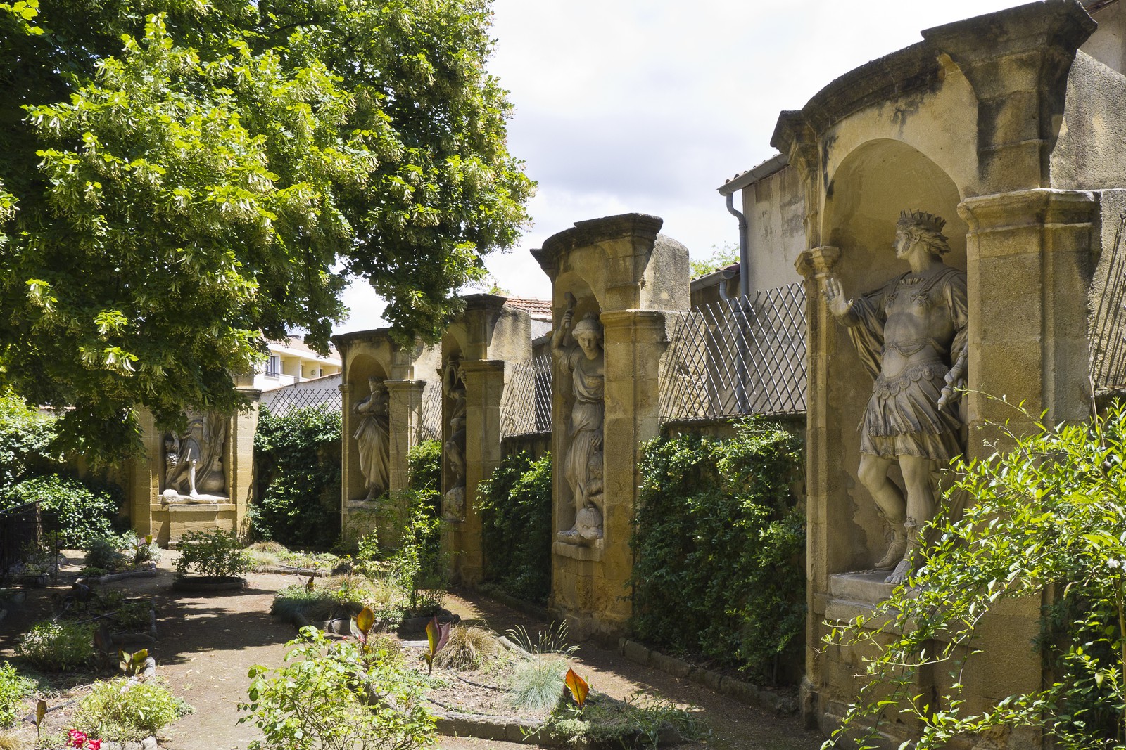 Le monument de Joseph Sec